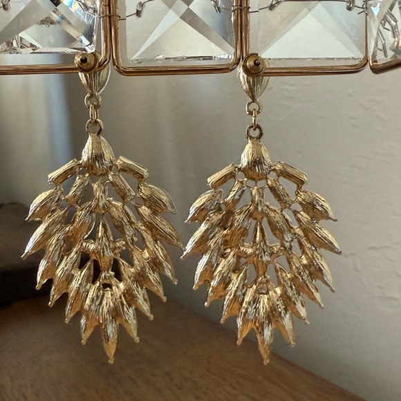 Chandelier Earrings Blush Pink & Crystal - Picture 2 of 6